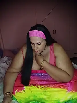 Strongshemail Adlı Modelin Canlı XXX Sohbeti