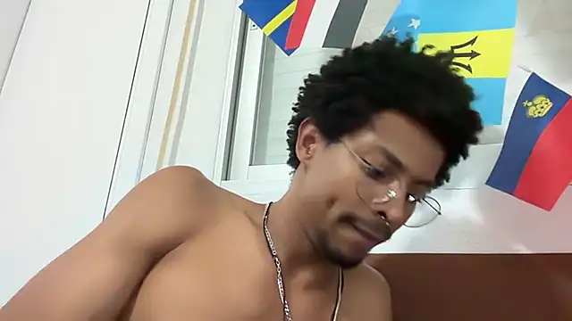 HoleBreedern Live XXX chat