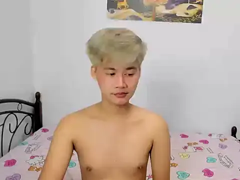 urasian_jhon Show Webcam