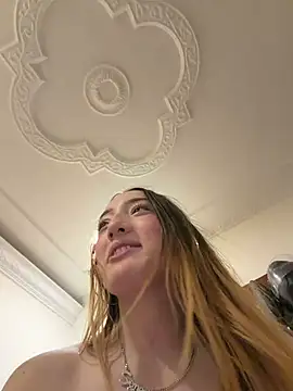 Valery_Salmons 网络视讯表演