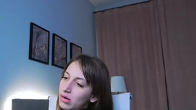 SofiaHill's Live XXX Chat