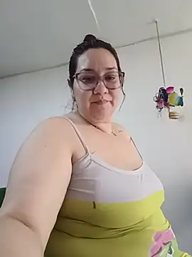 sharon_G Adlı Modelin Canlı XXX Sohbeti