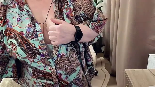 leiamillersonn 现场XXX聊天