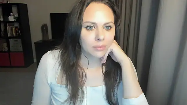 MollyCheiz 现场XXX聊天