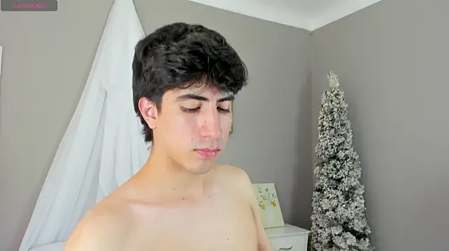 Tanjiro_Azui – Naživo XXX chat