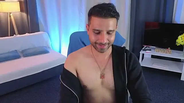 Chat XXX en directo de RyannSteel
