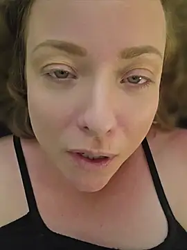 Chat +18 de julimonroe ao vivo