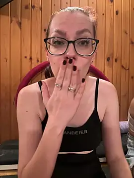 RussianGirls_ Live XXX-Chat
