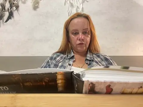 Živý XXX chat VelvetGaze9121