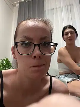 RussianGirls_ Chat XXX live