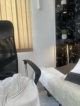 Alexander_ferre: онлайн-секс-чат