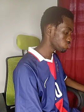PetiteBooo Chat XXX in diretta