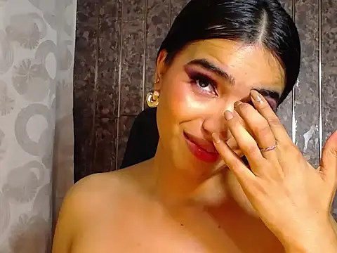 Miaa_ferrari1's Live XXX Chat