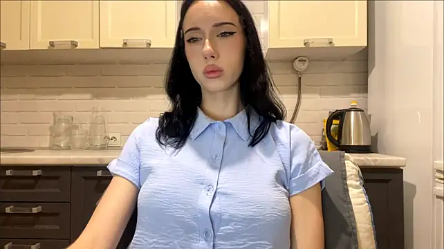 IsabellaQiueen's Live XXX Chat