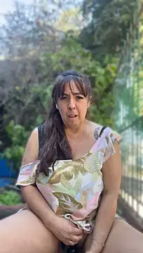 Chat XXX ao vivo de Sofyalone_