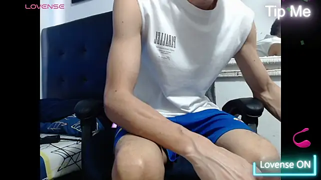 Latin26cm 现场XXX聊天
