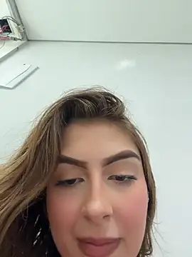 miiabellovic 现场XXX聊天