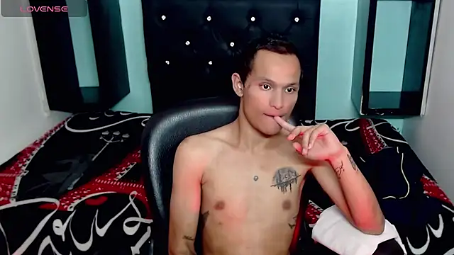 XXX chat uživo modela dimon_mael