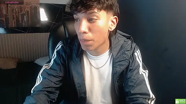 Jake_Falcon Live XXX-chat