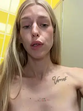 kira_mia – Naživo XXX chat