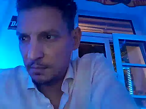 ARTANIS20 – Live XXX-chat