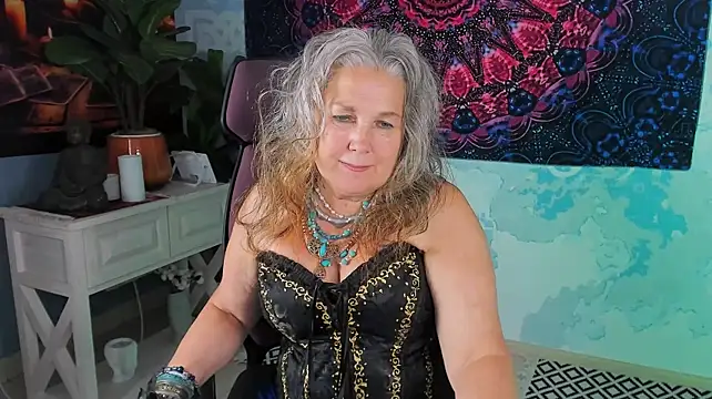 LilaMaharani Chat XXX in diretta