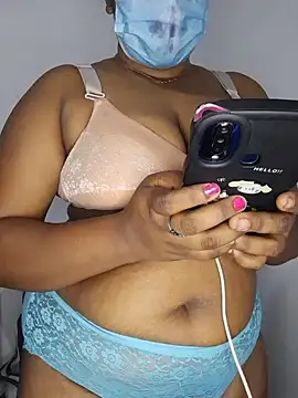SL_baby_100 Adlı Modelin Canlı XXX Sohbeti