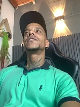 Salomon_koude's Live XXX Chat