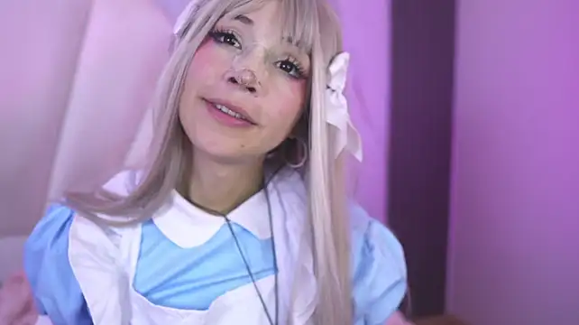 AliiceWonderland_'s Live XXX Chat