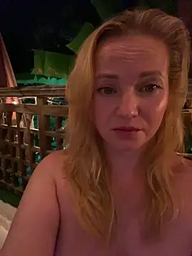 XXX chat uživo modela Lady__Maria
