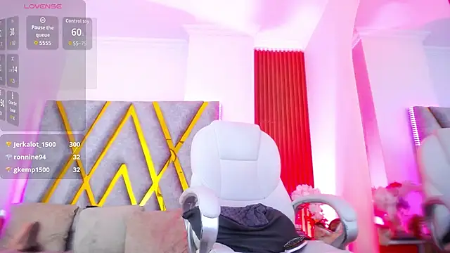 Lizza_Jonesn Webbikameraesitys