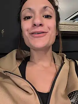 Chat XXX ao vivo de LexiLuxi