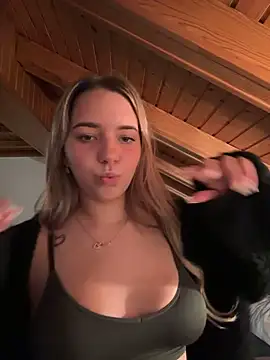 Naomi-Klein Chat XXX in diretta