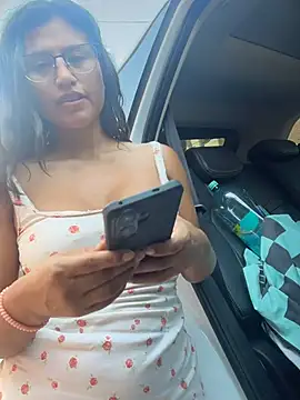 Czat XXX na żywo – sexi_noemi