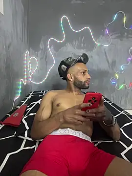 Jefdemon Adlı Modelin Canlı XXX Sohbeti