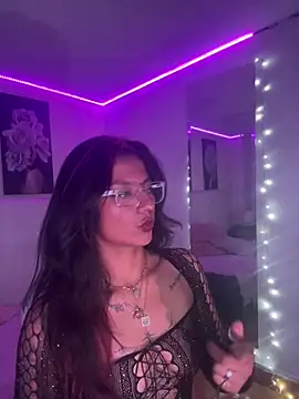 Chat +18 de SamathaMay ao vivo