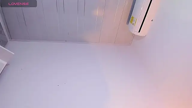 Czat XXX na żywo – choco_dick_