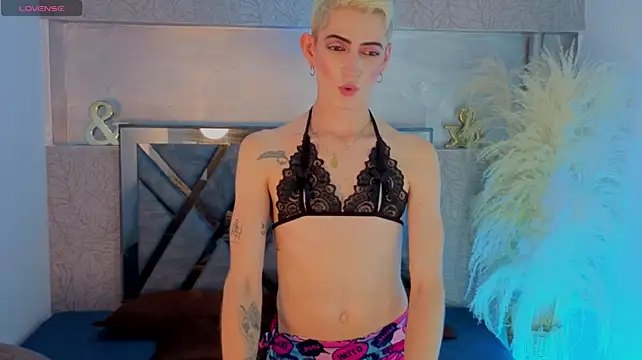 dominic_thailor Adlı Modelin Web Kamerası Şovu