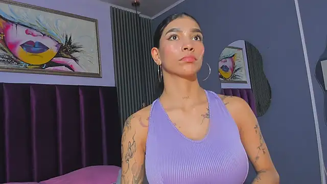 Chatroom XXX en direct de LauraAristizabal