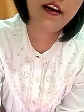 Queen_Kushi4's Live XXX Chat
