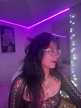 SamathaMay 现场XXX聊天