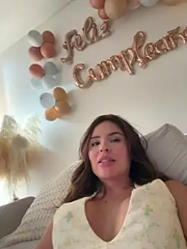 แชท XXX สดของ SofiaGomez444