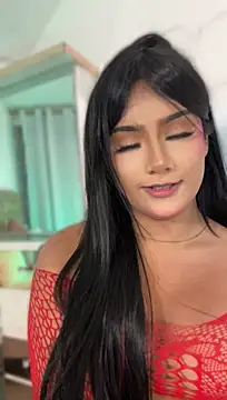 Vale_Prada Adlı Modelin Canlı XXX Sohbeti