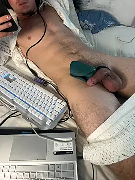 AngelLatinBoy: онлайн-секс-чат