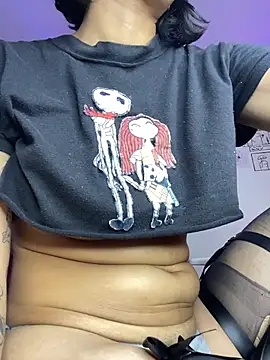 Larah_bell_uwu 现场XXX聊天