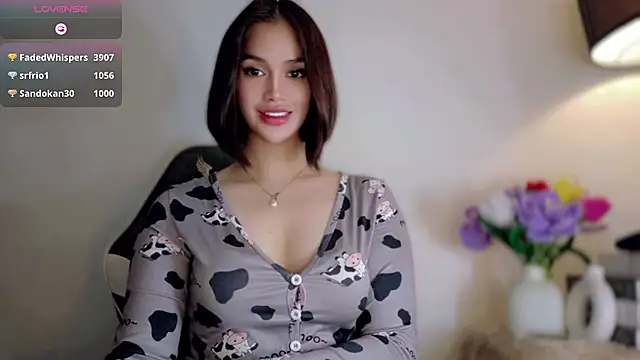 Živý XXX chat Anna_HollyDoll