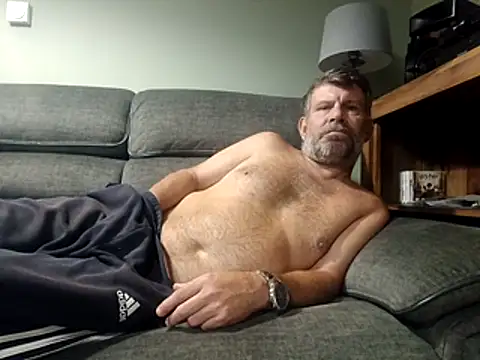 Chat +18 de stud2512 ao vivo