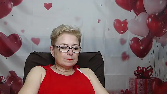 Онлайн чат XXX EmiliaGree