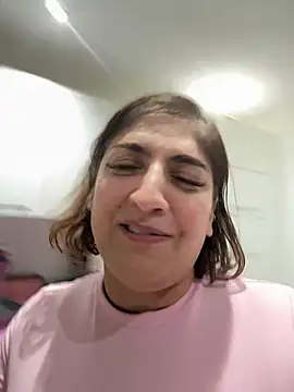 Spicy-Kareena XXX чат на живо