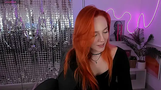 ZlataSaar Chat XXX live